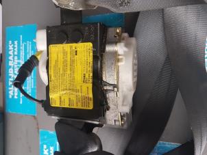 Usagé Tendeur de ceinture droit Daihatsu Cuore (L251/271/276) 1.0 12V Prix sur demande proposé par "Altijd Raak" Penders