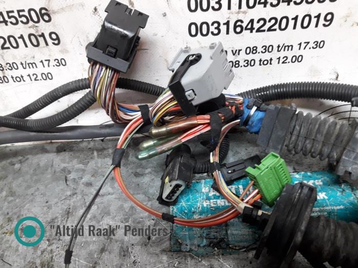 Mazo de cables de un BMW X5 (E70) 30d xDrive 3.0 24V 2010