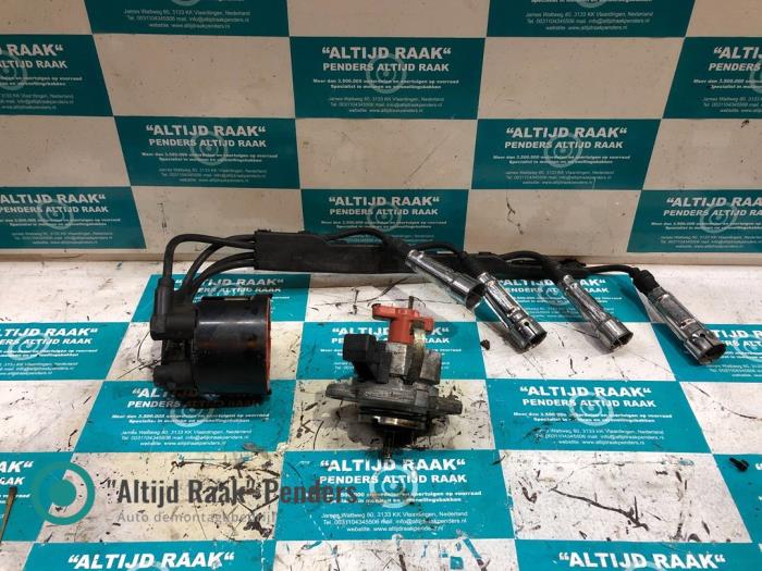 Used Ignition system (complete) Volkswagen Polo II (86) 1.0 (US83) Price on request offered by "Altijd Raak" Penders