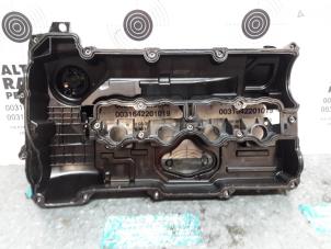 Used Rocker cover BMW 3 serie Touring (F31) 328i 2.0 16V Price on request offered by "Altijd Raak" Penders