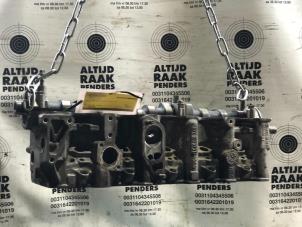 Used Cylinder head Volkswagen Crafter 2.5 TDI 30/32/35 Price on request offered by "Altijd Raak" Penders