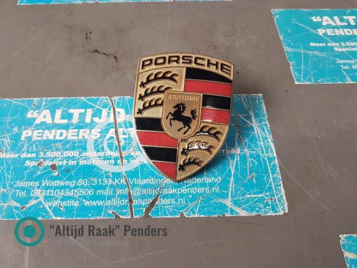 Używane Emblemat Porsche 944 2.5 Cena na żądanie oferowane przez "Altijd Raak" Penders