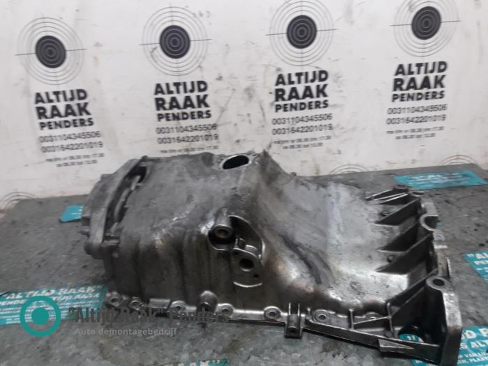 Gebrauchte Ölwanne Volkswagen Passat 4Motion (3B3) 1.9 TDI 130 Preis auf Anfrage angeboten von "Altijd Raak" Penders