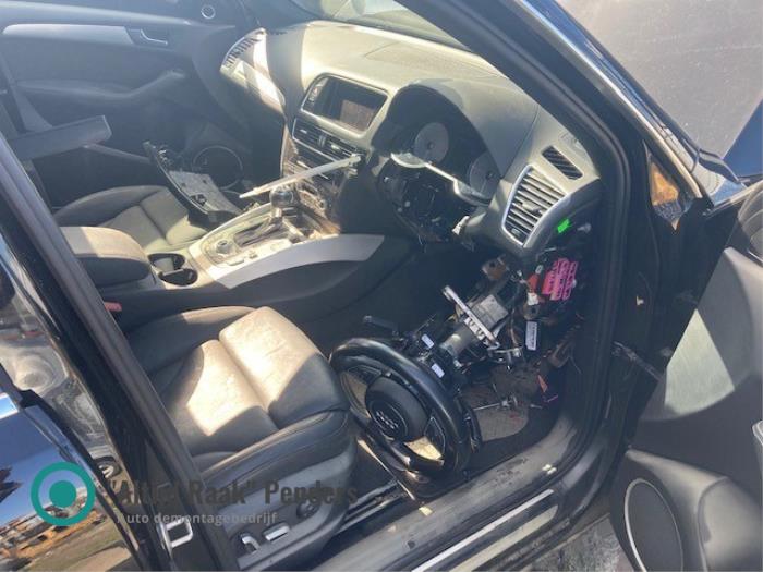 Używane Odtwarzacz CD Audi SQ5 (8RB) 3.0 TDI V6 24V Cena na żądanie oferowane przez "Altijd Raak" Penders