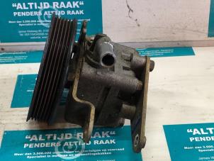 Used Power steering pump Nissan X-Trail (T30) 2.0 16V 4x2 Price on request offered by "Altijd Raak" Penders