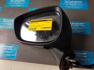 Used Wing mirror, left Mazda CX-5 (KE,GH) 2.0 SkyActiv-G 16V 2WD Price on request offered by "Altijd Raak" Penders