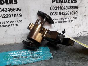 Chain guide from a Audi TT (8N3) 1.8 T 20V Quattro 2002