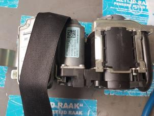 Used Seatbelt tensioner, right Mercedes E (W212) Price on request offered by "Altijd Raak" Penders