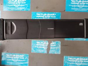 Used CD changer BMW 3 serie (E46/4) 328i 24V Price on request offered by "Altijd Raak" Penders