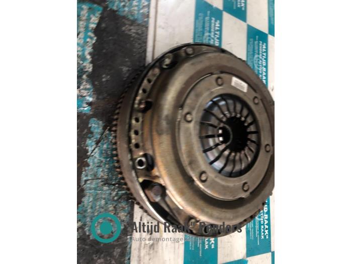 Used Flywheel Opel Cascada 2.0 CDTI 16V Price on request offered by "Altijd Raak" Penders