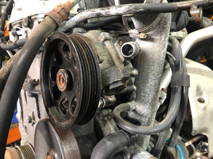 How to Replace a Power Steering Pump : 10 Steps (with Pictures