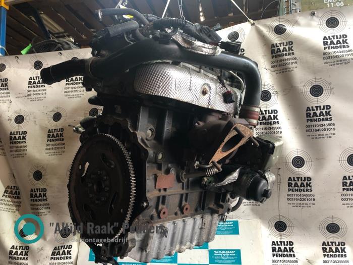 Used Engine Chrysler Grand Voyager Price on request offered by "Altijd Raak" Penders
