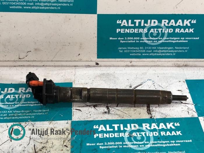 Usagé Injecteurs Iveco New Daily V 35C15/C15D/S15, 40/45/50/60/70C15 Prix sur demande proposé par "Altijd Raak" Penders