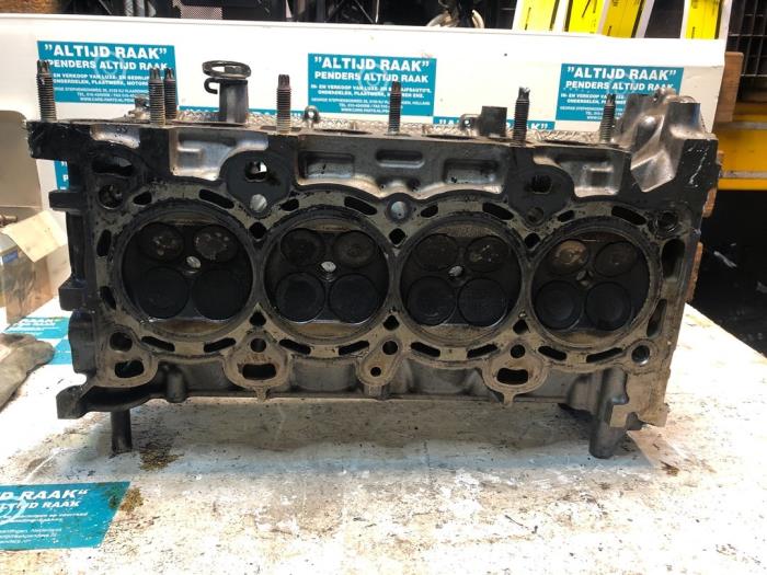 Cylinder head from a Ford Focus 2 2.0 16V 2007