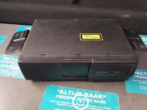 Used CD changer Toyota Avensis (T22) Price on request offered by "Altijd Raak" Penders