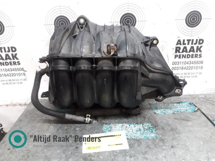 Używane Kolektor dolotowy Toyota RAV4 (A2) 2.0 16V VVT-i 4x4 Cena na żądanie oferowane przez "Altijd Raak" Penders