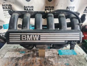 Used Intake manifold BMW Z4 Roadster (E89) sDrive 23i 2.5 24V Price on request offered by "Altijd Raak" Penders