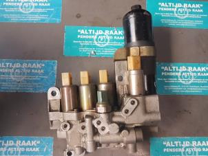 Used Hydraulic pump BMW 3 serie Touring (E46/3) Price on request offered by "Altijd Raak" Penders