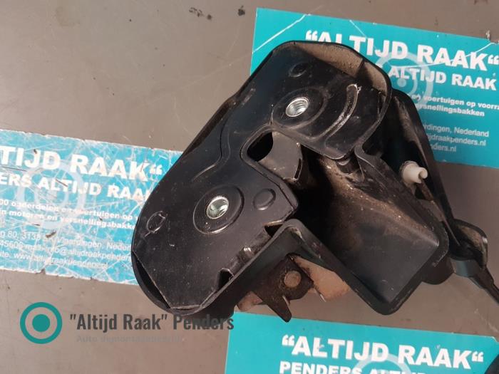 Sliding door lock mechanism, right Volkswagen Transporter T5 2.0 BiTDI DRF 4Motion 7H0843604