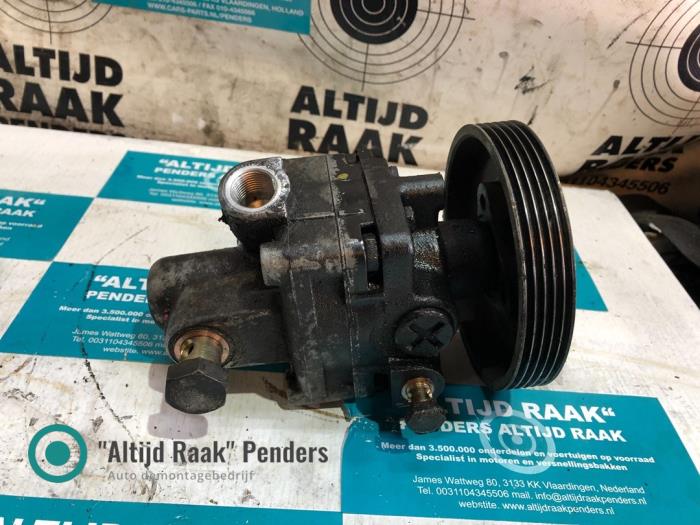 Usagé Support pompe direction assistée Ferrari 456 456 GT/GTA 48V Prix sur demande proposé par "Altijd Raak" Penders