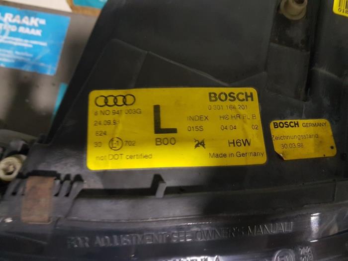 Reflektor lewy z Audi TT (8N3) 3.2 V6 24V Quattro