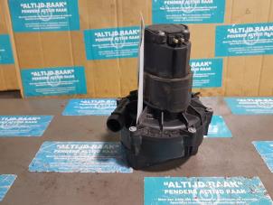 Used Exhaust air pump Mercedes S (W220) 3.2 S-320 18V Price on request offered by "Altijd Raak" Penders