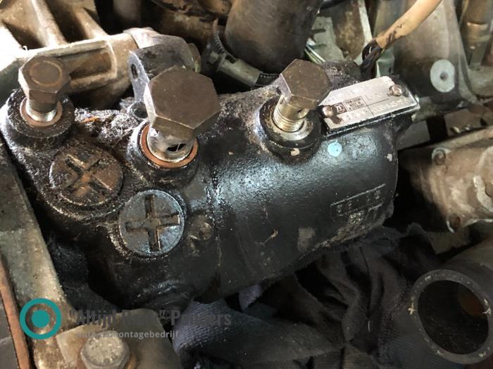 Usagé Pompe de direction Audi 200 (C3) 2.2 Turbo Prix sur demande proposé par "Altijd Raak" Penders