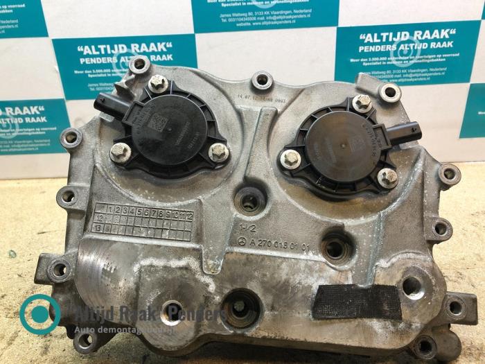Usagé Couvercle de distribution Mercedes CLA (117.3) 2.0 CLA-250 Turbo 16V Prix sur demande proposé par "Altijd Raak" Penders