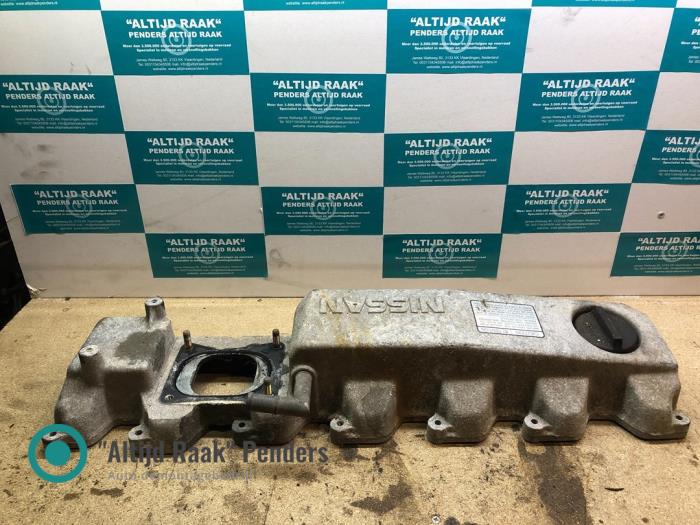 Rocker covers with engine code RD28 stock | ProxyParts.com