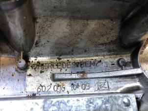 Used Rocker cover Mercedes Sprinter 2t (901/902) 210D Price on request offered by "Altijd Raak" Penders