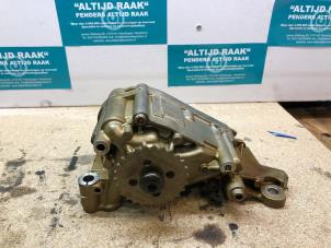 Used Oil pump BMW 1 serie (F20) M135i xDrive 3.0 24V Price on request offered by "Altijd Raak" Penders