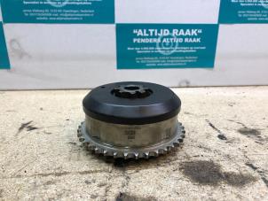 Used Camshaft sprocket BMW 1 serie (F20) M135i xDrive 3.0 24V Price on request offered by "Altijd Raak" Penders