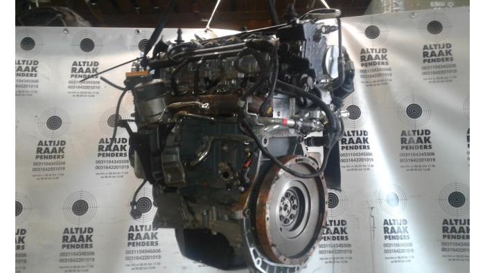 Motor de un Fiat Doblo (263) 1.3 D Multijet 2014