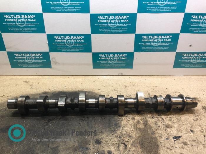 Usagé Arbre à cames Toyota Hilux II Prix sur demande proposé par "Altijd Raak" Penders