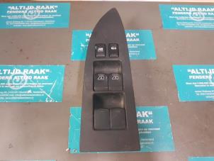 Used Electric window switch Infiniti FX (S51) 35 3.5i 24V Price on request offered by "Altijd Raak" Penders
