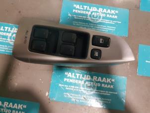 Used Electric window switch Toyota Land Cruiser (J12) 3.0 D-4D 16V Price on request offered by "Altijd Raak" Penders