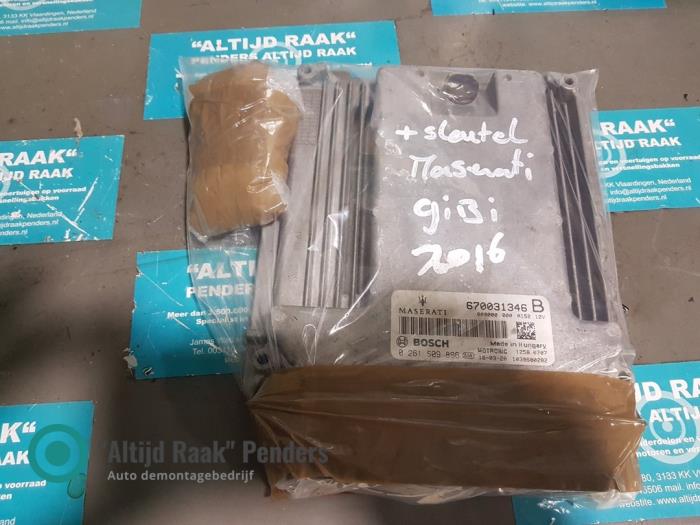 Used Ignition lock + computer Maserati Ghibli III 3.0 S Biturbo V6 24V Price on request offered by "Altijd Raak" Penders