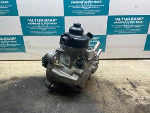 Used Mechanical fuel pump Jeep Grand Cherokee (WK/WK2) 3.0 CRD V6 24V Price on request offered by "Altijd Raak" Penders