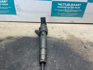 Used Injector (diesel) Mini Clubman (R55) 2.0 Cooper SD 16V Price on request offered by "Altijd Raak" Penders