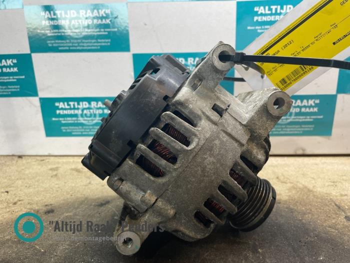 Dynamo van een Opel Corsa D 1.3 CDTi 16V ecoFLEX 2012