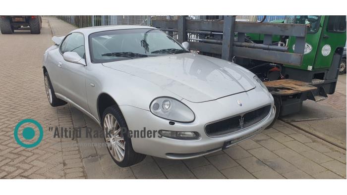 Używane Pompa ABS Maserati 4200 GT/Coupé (M138) 4.2 V8 32V Cena € 1.750,00 Procedura marży oferowane przez "Altijd Raak" Penders
