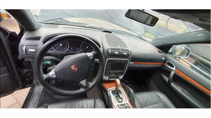 Rear door window 4-door door, rear right from a Porsche Cayenne (9PA) 4.5 V8 32V Turbo S 2006