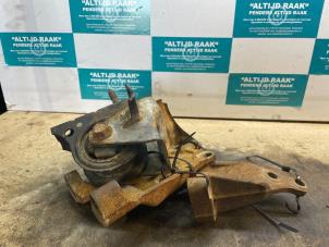 Used Engine mount Toyota RAV4 (A1) 2.0i,SR 16V 4x4 Price on request offered by "Altijd Raak" Penders