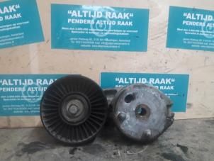 Used Belt tensioner multi Landrover Range Rover Price on request offered by "Altijd Raak" Penders