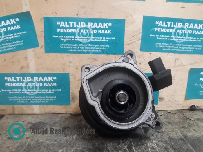 Begagnade Vattenpump Volkswagen Golf VI (5K1) 1.4 TSI 160 16V Pris på förfrågan erbjuds av "Altijd Raak" Penders