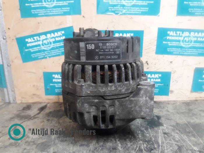 Usagé Dynamo Mercedes S (W220) 5.0 S-500 V8 24V Prix sur demande proposé par "Altijd Raak" Penders