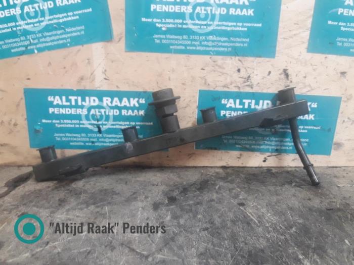 Usagé Système d'injection Chevrolet Nubira Wagon (J100) Prix sur demande proposé par "Altijd Raak" Penders