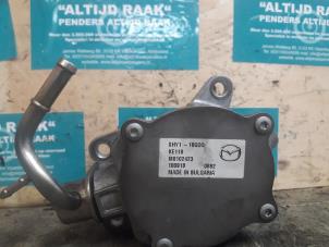 Used Power steering pump Mazda 6 (GJ/GH/GL) 2.2 SkyActiv-D 150 16V Price on request offered by "Altijd Raak" Penders