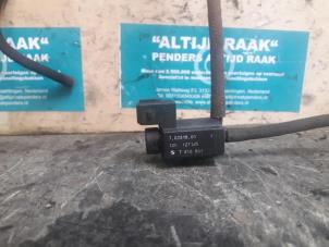 Used Vacuum relay BMW 5 serie (F10) 535d xDrive 24V Price on request offered by "Altijd Raak" Penders