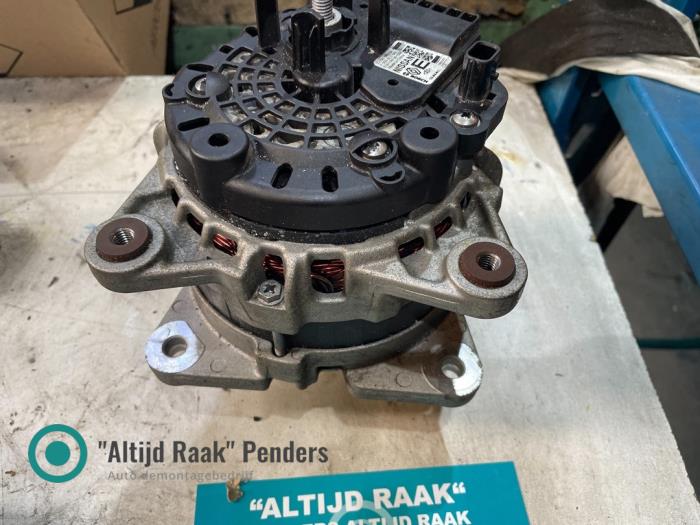 Gebrauchte Dynamo Nissan Qashqai (J11) 1.6 dCi Preis auf Anfrage angeboten von "Altijd Raak" Penders